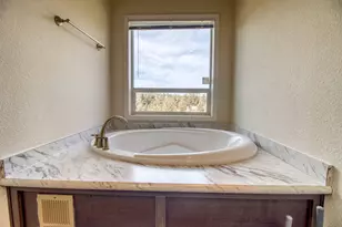 7994 SW Sandy Pl, Terrebonne, OR 97760 - Photo 9