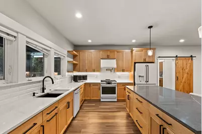 17008 Sharp Drive, Bend, OR 97707 - Photo 19