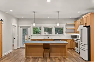 17008 Sharp Dr, Bend, OR 97707 - Photo 15