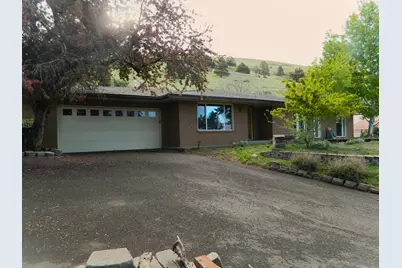 1619 Kimberly Drive, Klamath Falls, OR 97603 - Photo 1
