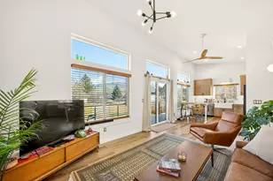 463 E Hersey St, Ashland, OR 97520 - Photo 5