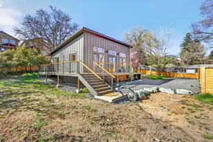 463 E Hersey St, Ashland, OR 97520 - Photo 29