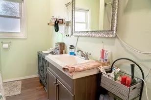 1539 Grand Ave, Medford, OR 97504 - Photo 11