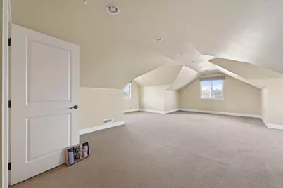 6720 NW Larch Drive, Redmond, OR 97756 - Photo 29