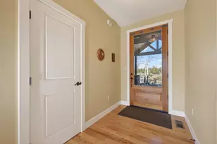 6720 NW Larch Dr, Redmond, OR 97756 - Photo 7