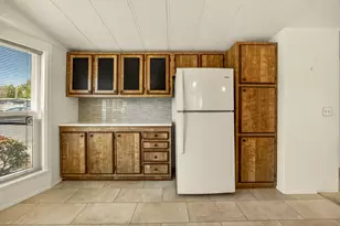 4624 S Pacific Hwy, Phoenix, OR 97535 - Photo 11