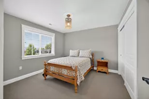 661 Forest Ridge Dr, Medford, OR 97504 - Photo 27