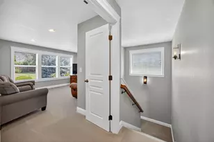 661 Forest Ridge Dr, Medford, OR 97504 - Photo 21