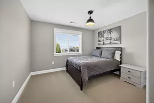 661 Forest Ridge Dr, Medford, OR 97504 - Photo 27