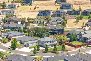 661 Forest Ridge Dr, Medford, OR 97504 - Photo 33