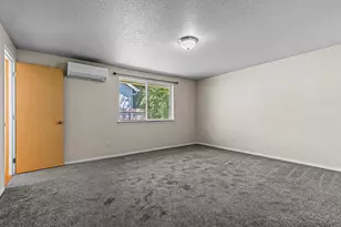 820 Garfield St, Medford, OR 97501 - Photo 15