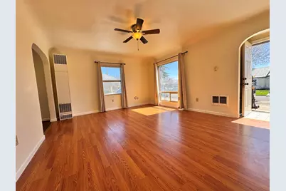 2533 Applegate Avenue, Klamath Falls, OR 97601 - Photo 7