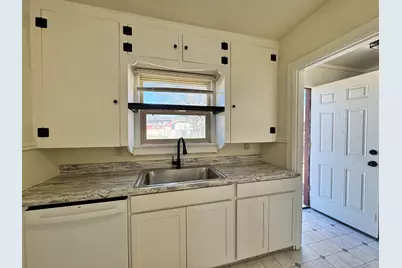 2533 Applegate Avenue, Klamath Falls, OR 97601 - Photo 11