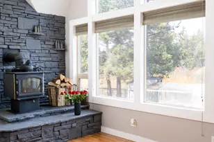 54977 Huntington Rd, Bend, OR 97707 - Photo 9