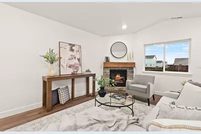 407 NW Monte Vista Avenue #123, Madras, OR 97741 - Photo 3