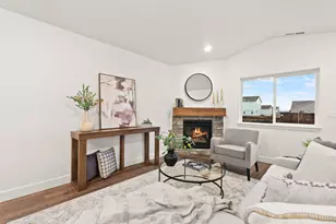 407 NW Monte Vis Ave, Madras, OR 97741 - Photo 3