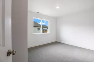 363 NW Monte Vis Ave, Madras, OR 97741 - Photo 25