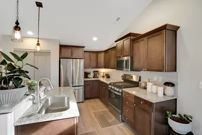 2378 NW Kingwood Avenue, Redmond, OR 97756 - Photo 11