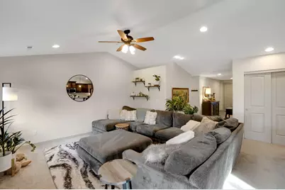 2378 NW Kingwood Avenue, Redmond, OR 97756 - Photo 7