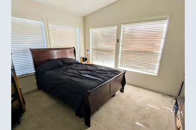 19877 Mahogany Street, Bend, OR 97702 - Photo 13