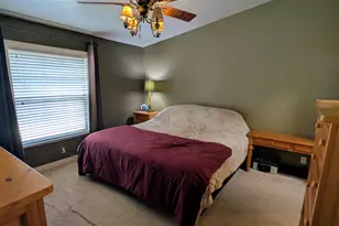 19877 Mahogany St, Bend, OR 97702 - Photo 7