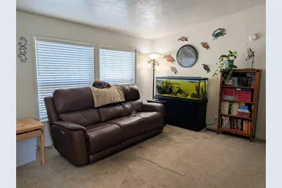 19877 Mahogany Street, Bend, OR 97702 - Photo 7