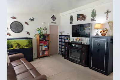19877 Mahogany Street, Bend, OR 97702 - Photo 5