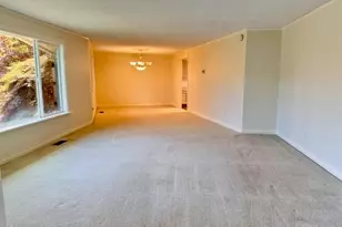 108 NW Sunhill Dr, Grants Pass, OR 97526 - Photo 13
