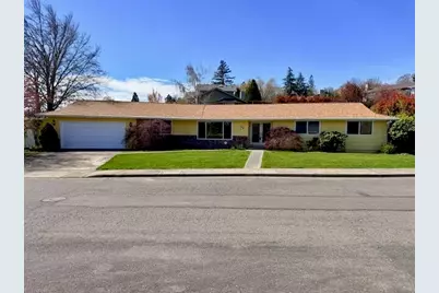 108 NW Sunhill Drive, Grants Pass, OR 97526 - Photo 1