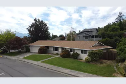 108 NW Sunhill Drive, Grants Pass, OR 97526 - Photo 37