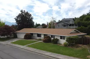 108 NW Sunhill Dr, Grants Pass, OR 97526 - Photo 37
