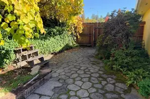 108 NW Sunhill Dr, Grants Pass, OR 97526 - Photo 25