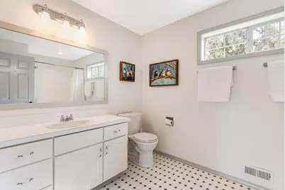 18063 Maury Mountain Lane, Sunriver, OR 97707 - Photo 17