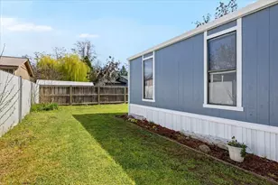 633 E Archwood, Eagle Point, OR 97524 - Photo 21