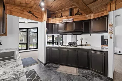 633 E Archwood #UNIT 86, Eagle Point, OR 97524 - Photo 9