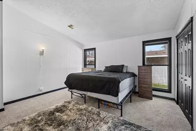 633 E Archwood #UNIT 86, Eagle Point, OR 97524 - Photo 15