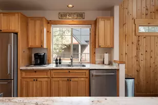 8708 Cliff Swallow Dr, Redmond, OR 97756 - Photo 17