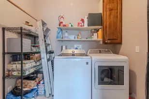 2552 Thorn Oak Dr, Medford, OR 97501 - Photo 19