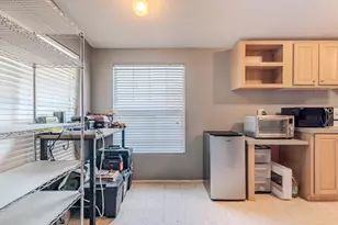 2552 Thorn Oak Dr, Medford, OR 97501 - Photo 9