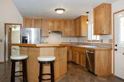 300 Colonial Drive, Grants Pass, OR 97526 - Photo 21