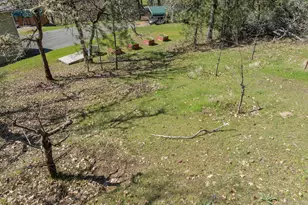 300 Colonial Dr, Grants Pass, OR 97526 - Photo 69