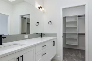 20622 SE Boer Pl, Bend, OR 97702 - Photo 15