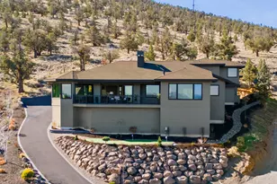 10504 Bitterbrush Ct, Redmond, OR 97756 - Photo 3