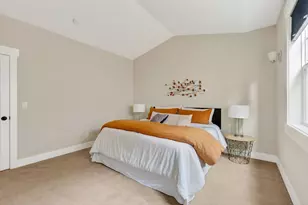 2192 NW Lemhi Pass Dr, Bend, OR 97703 - Photo 19