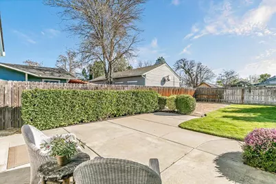 317 Jeanette Avenue, Medford, OR 97501 - Photo 27