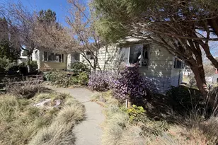 1001 SE 15th St, Bend, OR 97702 - Photo 3