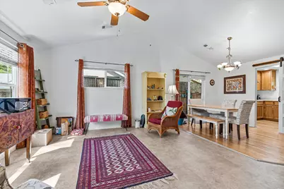 130 Rhonda Lane, Phoenix, OR 97535 - Photo 5