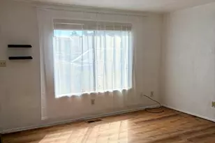 1198 Morrow Rd, Medford, OR 97504 - Photo 5