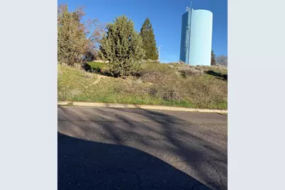 0 Academy Avenue #Lot 3 & 4, Klamath Falls, OR 97601 - Photo 1