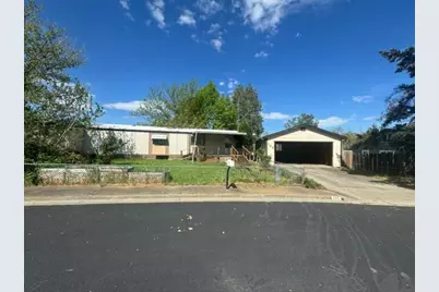 385 Taylor Street, Talent, OR 97540 - Photo 1